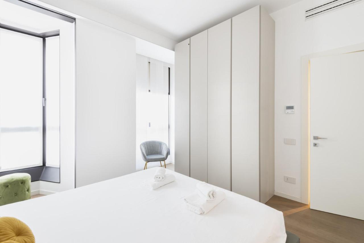 Easylife - Lussuosa Dimora Con Rooftop Condominiale Vista Duomo ميلان المظهر الخارجي الصورة