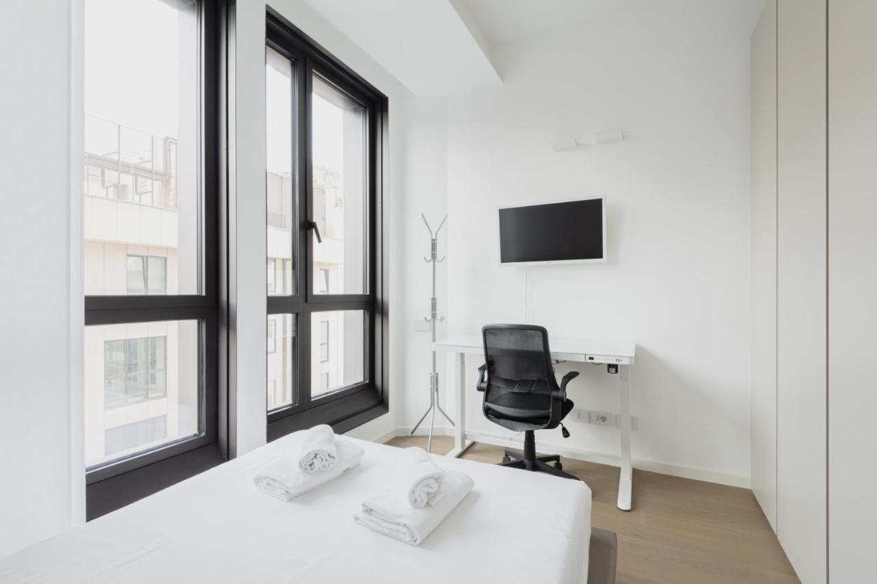 Easylife - Lussuosa Dimora Con Rooftop Condominiale Vista Duomo ميلان المظهر الخارجي الصورة