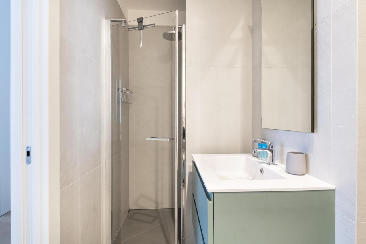 Easylife - Lussuosa Dimora Con Rooftop Condominiale Vista Duomo ميلان المظهر الخارجي الصورة
