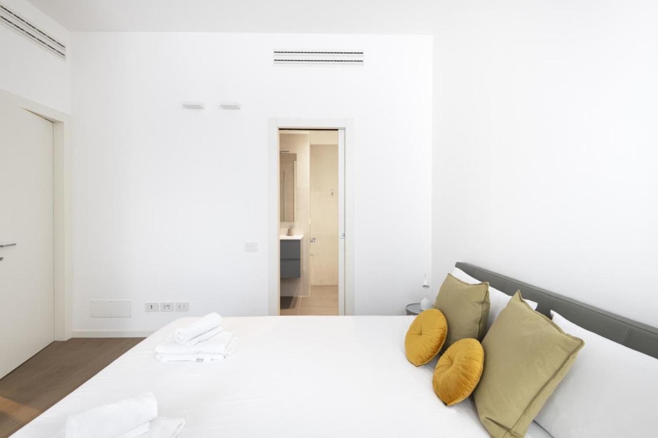 Easylife - Lussuosa Dimora Con Rooftop Condominiale Vista Duomo ميلان المظهر الخارجي الصورة